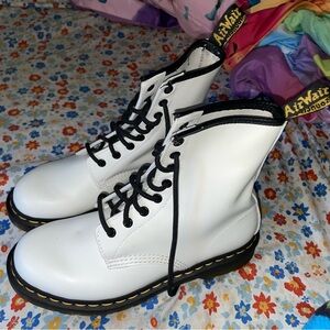 Doc martens women’s size 8!